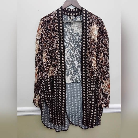 Free PEOPLE FLORAL KIMONO SMALL - Picture 2 of 6